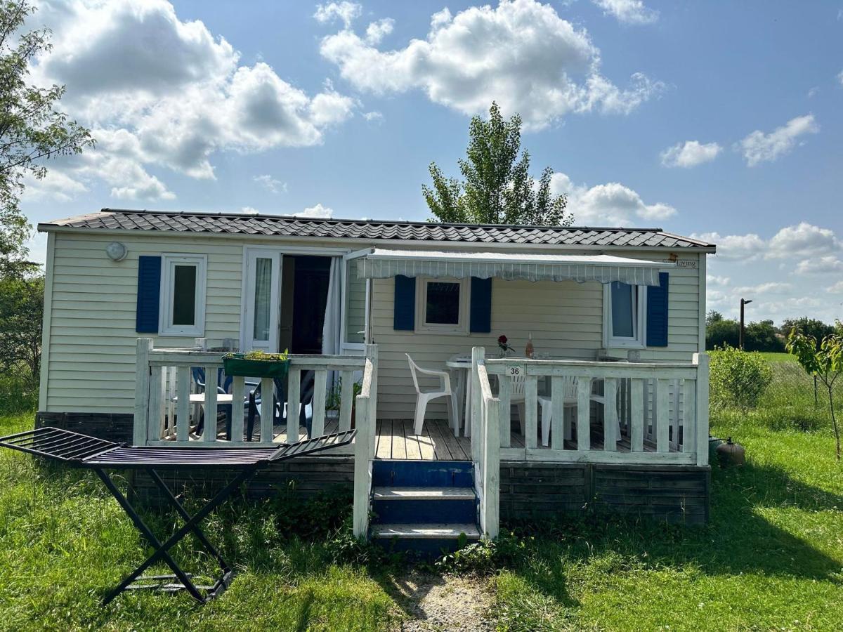 Les Eychecadous Hotel Artigat Buitenkant foto